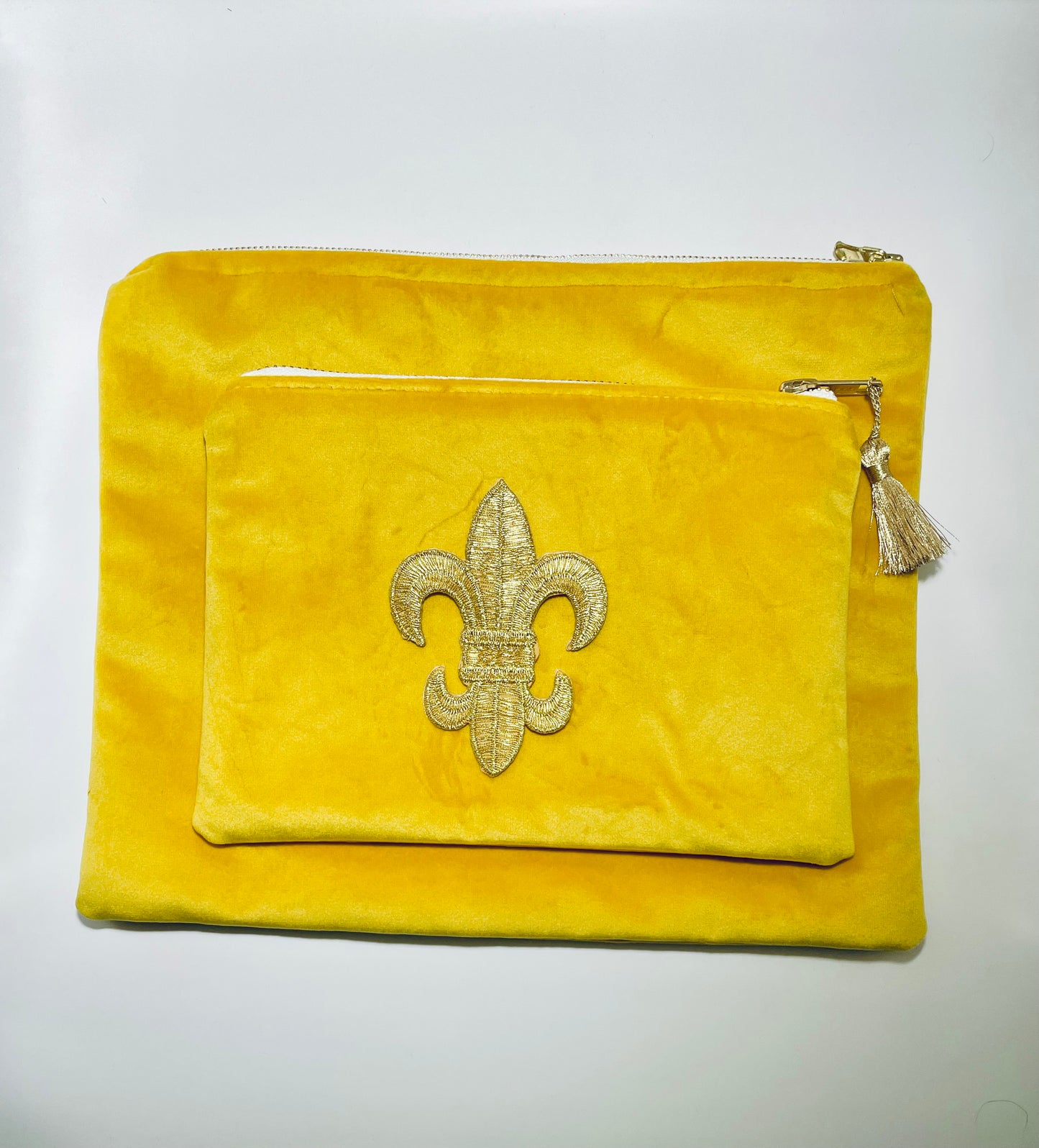 Velvet Pochette Gold with Patch